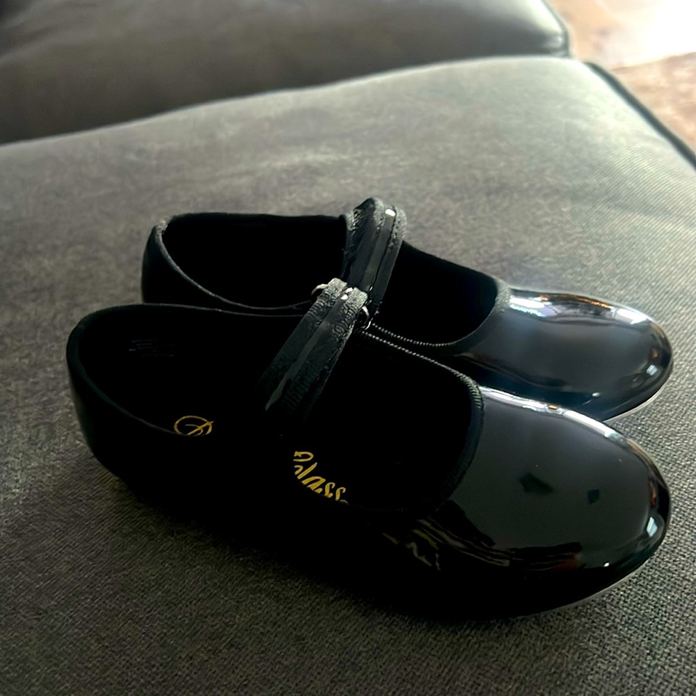 Dance Class black tap shoes size 11.5🖤
